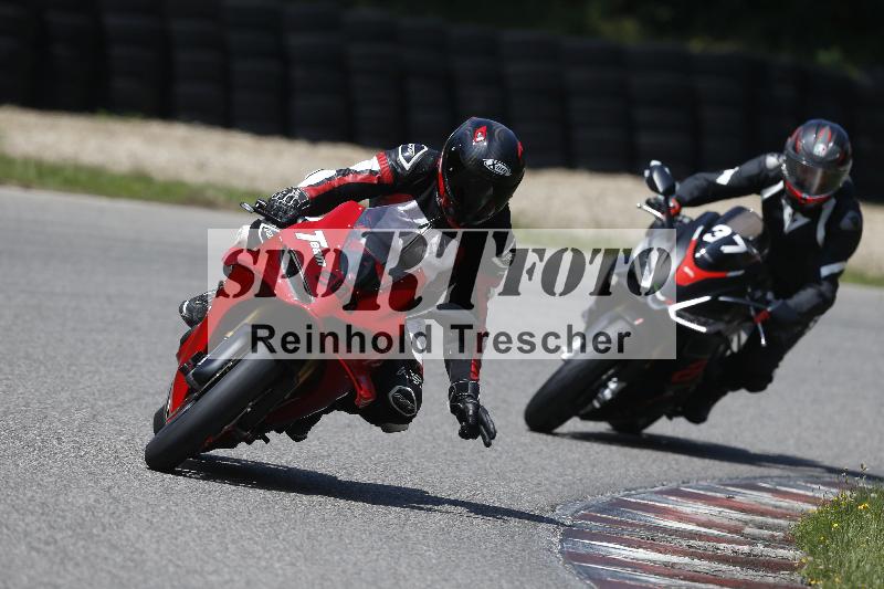 /Archiv-2025/26 11.06.2025 Peter Studer have fun ADR/Gruppe blau/team